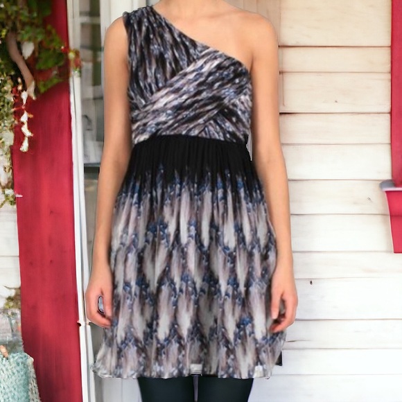 Tibi Dresses & Skirts - Adorable Black Gray and Blue Cocktail Dress Size 4